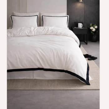 Volny Home’da Yanıltıcı Görseller Ve Uyuşmayan Nevresim Takımı