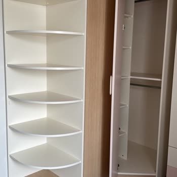 Teslim Edilen Gardırop Üretim Hatası Ve Montaj Sorunu Markanın Güvenini Sarsıyor
