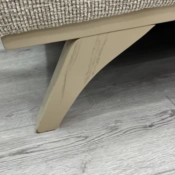 Karacan Avm | Evsenin Mobilya Koltuk Takımının Ayak Kısımlarındaki Hasar Ve Mağazanın Uzun Oyalaması