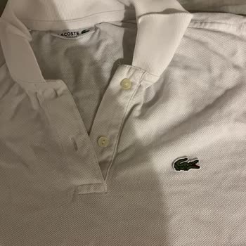 Lacoste Beyaz Polo Yaka Üründe Kalite Sorunu Ve Müşteri Hizmetlerinden Yanıt Alınamaması
