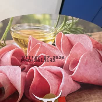 Namet Dana Salamda Sert Kemik Parçaları Ve Sağlık Riski