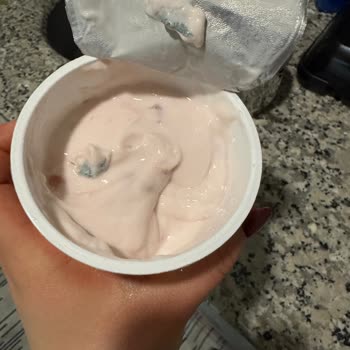 Migros Şubesinde Küflü Quark Ürünü Ve Cevapsız Müşteri Desteği