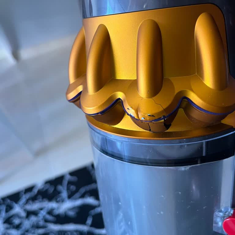 Garanti Kapsamındaki Dyson V15 Submarine Hasarı İçin Ücretsiz Onarım Talebi