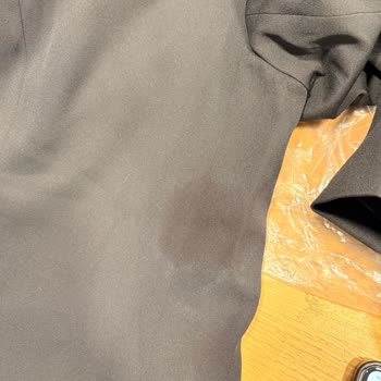 Ayıplı Cekette Yağ Lekesi, 30 Gün İade Süresi Aşılmış Olmasına Rağmen İade Hakkı Var