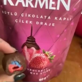 Karmen Çikolatadan Plastik Çıktı!