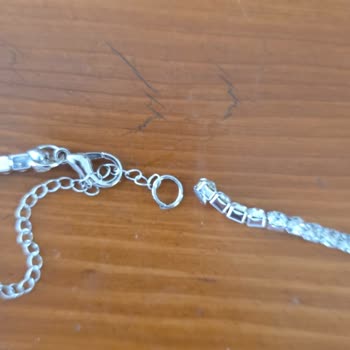 Defolu Ürünler, Geciken Teslimat Ve Engellenen Müşteri İletişimi