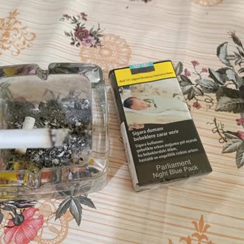 Parliament Sigara Paketinde Yabancı Madde, Sağlık Riski Ve İletişim Yok