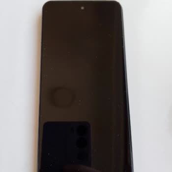 Bluetooth Sorunu Ve Ön Kamera Arızası Nedeniyle Reeder S71 Telefonunda Tam İade Talebi