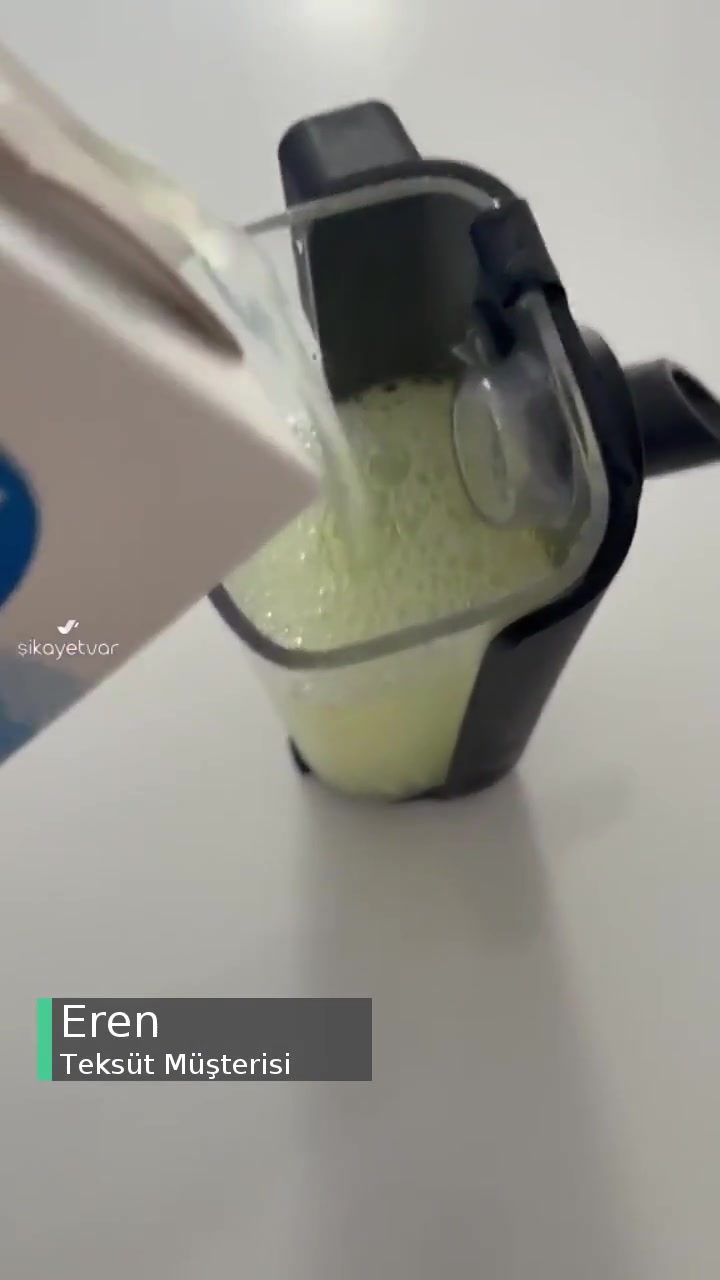 Teksüt Bozuk Süt, Yeşil Renkli videonun kapak resmi