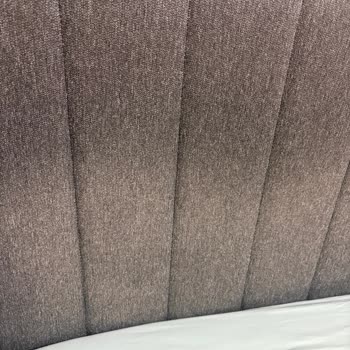 Yataş Başlıkta Renk Açılması Ve Servisin Cevapsızlığı