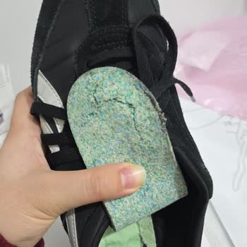 Ayakkabının Çatlaması Kullanıcı Hatası Olarak Değerlendirildi, Değişim Ve İade Talebi