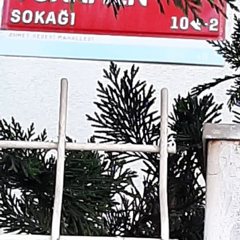 Yanlış Adres Tabelası Kargo Ve Acil Hizmetlere Engel Oluyor