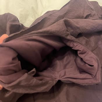 Beden Etiketi Olmadan Gelen Aşırı Büyük Elbise İçin Tam İade Talebi