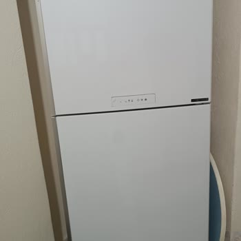 Buzlukta Sürekli Karlama Ve Yoğun Koku, Garanti Kapsamında Ücretsiz Servis Talebi