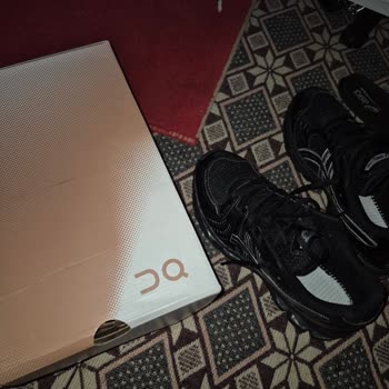 Kutusuz Ve Yanlış Bedenle Gelen Ayakkabı, Bir Ay Süren Oyalama Ve Eksik Aksesuar