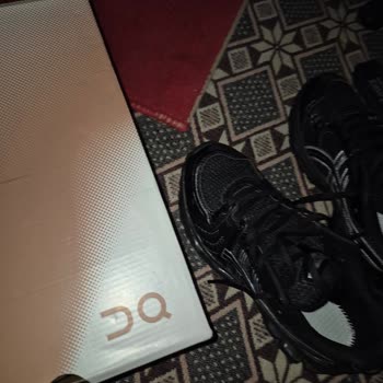 Kutusuz Ve Yanlış Bedenle Gelen Ayakkabı, Bir Ay Süren Oyalama Ve Eksik Aksesuar