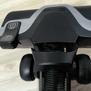 Garanti Kapsamındaki Süpürge Parçasının Kendiliğinden Yırtılması Ve Tefal’ın İlgisiz Yanıtı