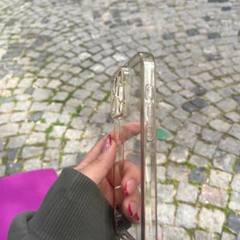 Satışta Verilen Garanti Ve Sararmaz Kılıflar Çizildi Ve Sarardı, Değişim Ve Fatura Talebi