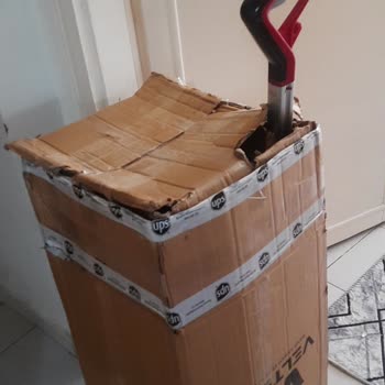 Arızalı Halı Yıkama Makinesi Hasarlı Geri Geldi, 1000 TL Kargo Ücreti İadesi Talep Ediyorum