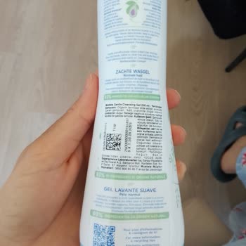 Mustela Şampuanı Hassas Cildimde Kaşıntı Ve Pul Dökülmesine Neden Oldu