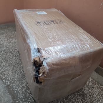 Kargo Apartman Kapısına Bırakıldı, Kurye Taşıma Yapmadı