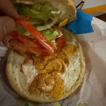 Ranch Chicken Burger’da Tavuk Yok Ve İade Talebine Cevap Gelmedi