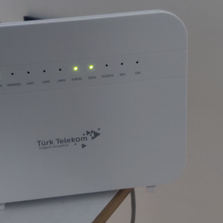 TÜRKSAT 100Mbps Fiber İnternet Sürekli Kesiliyor, Çözüm Bekliyor