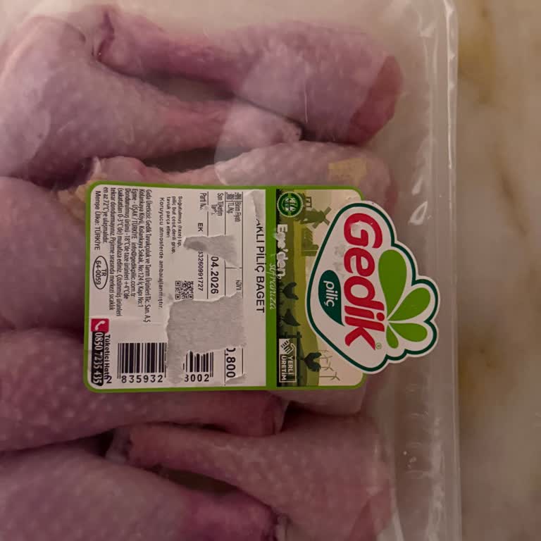 Gedik Piliç Bagetinin Son Tüketim Tarihi Gizlenmiş Ve Kötü Koku Sağlık Riski