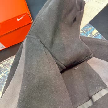 İlk Yıkamada Renk Solması Ve Pamuklanma Yaşadığım Nike Ceket İçin İade Talebi