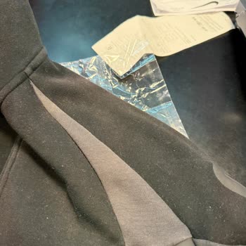 İlk Yıkamada Renk Solması Ve Pamuklanma Yaşadığım Nike Ceket İçin İade Talebi