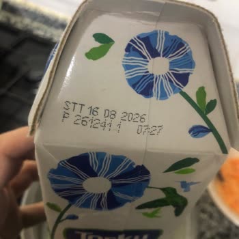 Uzun Son Kullanma Tarihine Rağmen Bebek Sütünde Tortu Ve Bozulma