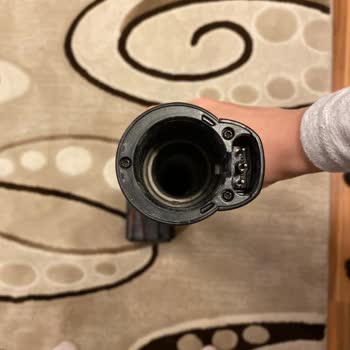 Philips Dikey Süpürge Boru Kilidi Çalışmıyor Ve Sürekli Düşüyor