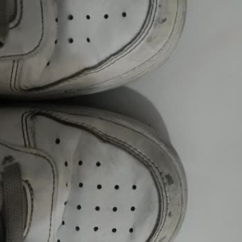 Nike Ayakkabısının 4 Ayda Deforme Olması Ve Mağazanın Kullanıcı Hatası İddiası