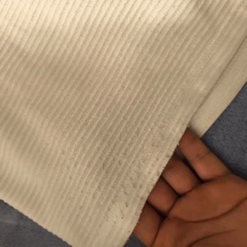 DeFacto Tişörtlerinde Hızlı Bozulma Ve Tam İade Talebi