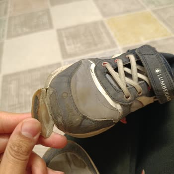 FLO Zonguldak Çocuk Ayakkabısı Kısa Sürede Parçalandı, Müşteri Hizmetleri İhmali