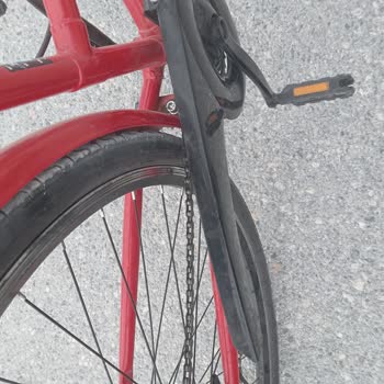 Kusurlu Vites Aktarıcısı Nedeniyle Jant Kırıldı, Yetkili Servis Haksız 3000 TL Ücret Talep Ediyor