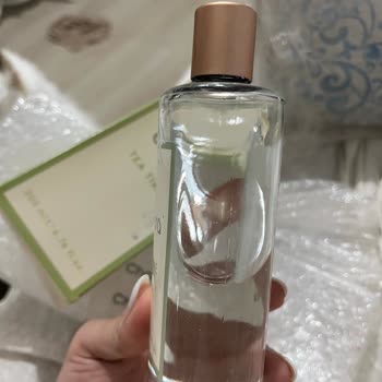 Sızdıran Kolonya Şişesi Ve Hasarlı Paketleme