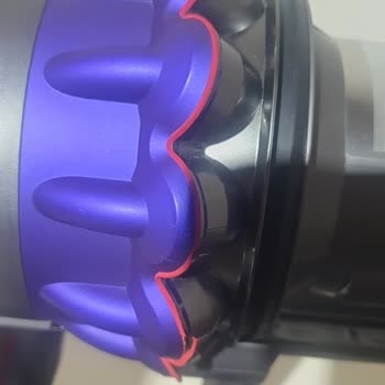 Dyson Gen5 Süpürge Filtre Sökülmesi Ve Çöp Haznesi Kapağı Açma Zorluğu