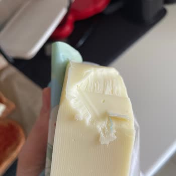 Sütaş Kaşar Peynirinde Yabancı Madde Tespiti Ve Sağlık Güvenliği Endişesi