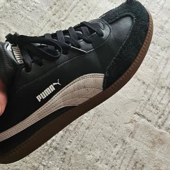 Puma 9T Sneaker Süet Kısmı 1,5 Ayda Yırtıldı