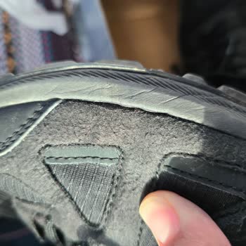 Su Geçirmez Olması Gereken Jack Wolfskin Ayakkabısı Kısa Sürede Bozuldu, Mağaza Red Cevabı Verdi