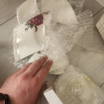 Kırılan Tabaklar, Çizilen Duvarlar, Montaj Eksikliği Ve Beklenmeyen Ek Ücret