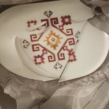 Kırılan Tabaklar, Çizilen Duvarlar, Montaj Eksikliği Ve Beklenmeyen Ek Ücret