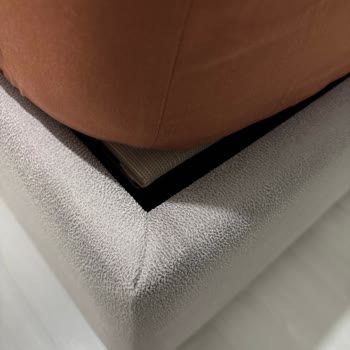 İstikbal Hasarlı Ve Deforme Baza Değişimi Reddedildi, Ücretsiz Yeni Ürün Talebi