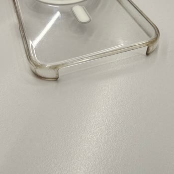 Sararmayan Kılıf Sözüne Rağmen Sararma Ve Haksız Değişim Ücreti