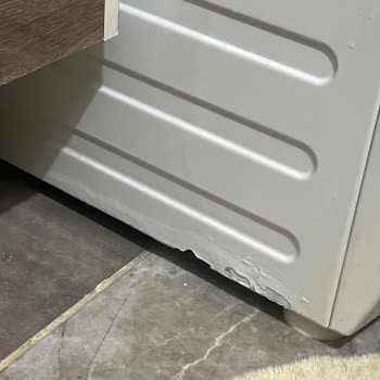 Yan Kapaklarda Pas Ve Açılma Sorunu İçin Ücretsiz Değişim Talebi