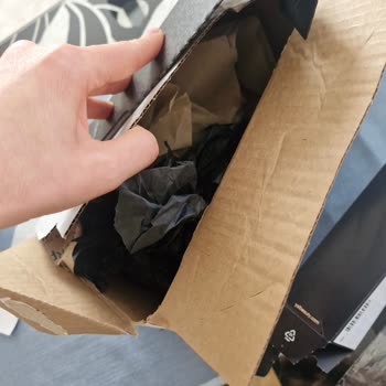 Teslimat Sorunu: Parfüm Eksik Ve İade İstiyorum