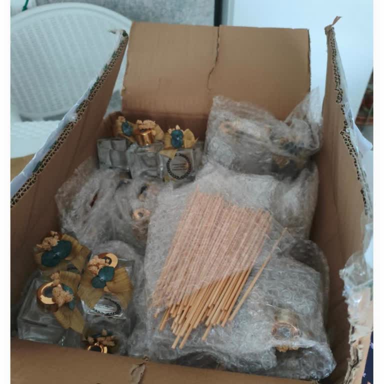 İnstagram Üzerinden Satın Alınan Oda Kokularının Eksik Ve Gecikmeli Teslimi