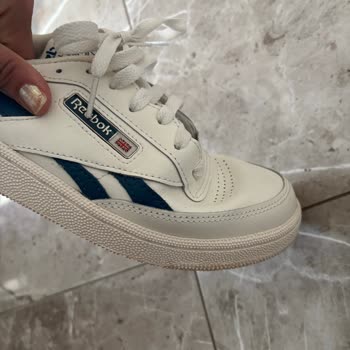 Sağ Tekteki Üretim Hatası İçin Ücret İadesi Talebim