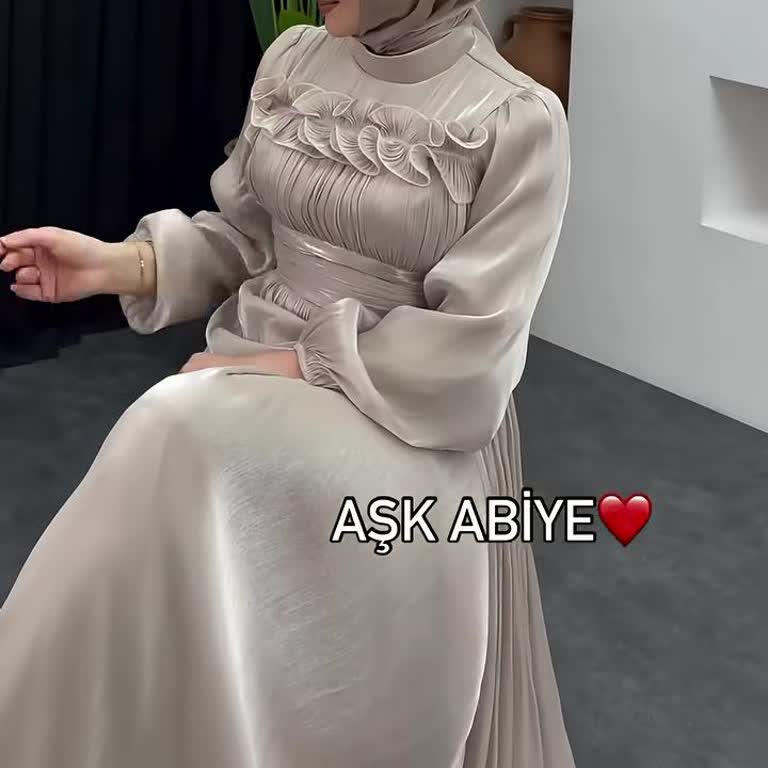 Lina Tesettür Alakası Olmayan Bambaşka Bir Ürün Geldi